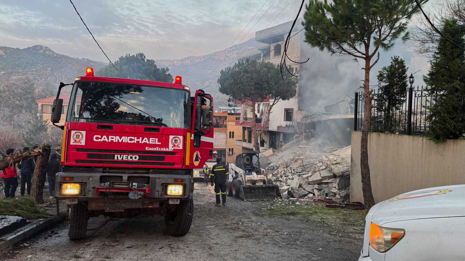 "بيروت خط أحمر".. ضغط أمريكي يُجبر إسرائيل على إلغاء عملية ضد حزب الله