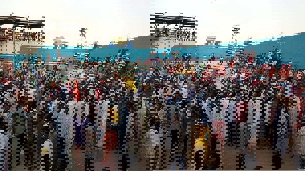 السودان.. محتجون يطردون قادة في "قوى الحرية والتغيير" من إقليم دارفور