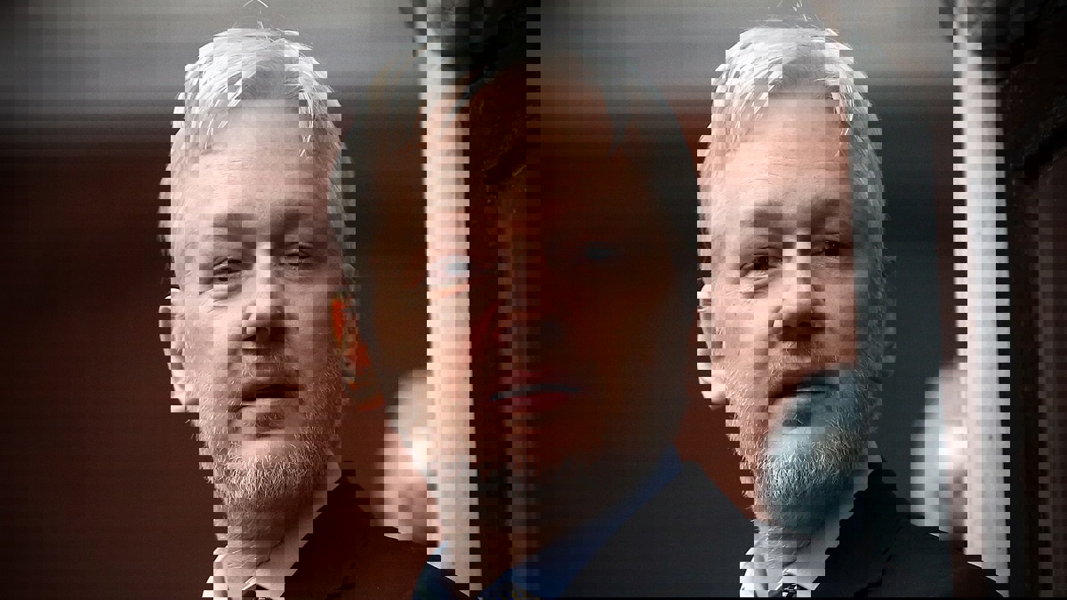 حكم بسجن جوليان أسانج مؤسس "ويكيليكس"