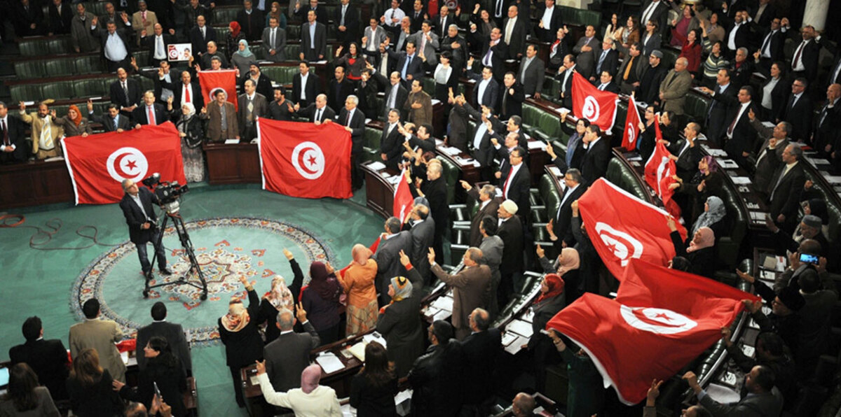 حزب "نداء تونس" يفقد مزيدًا من نوابه في البرلمان