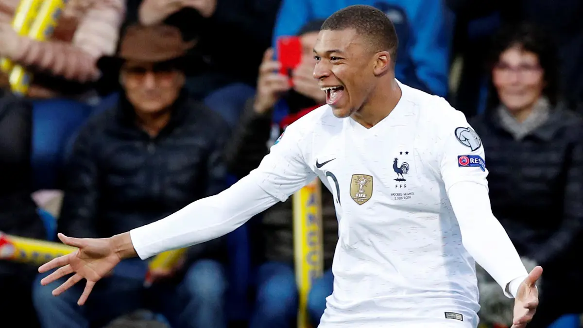 رسالة غامضة من كيليان مبابي تثير الجدل حول مستقبله (صورة)