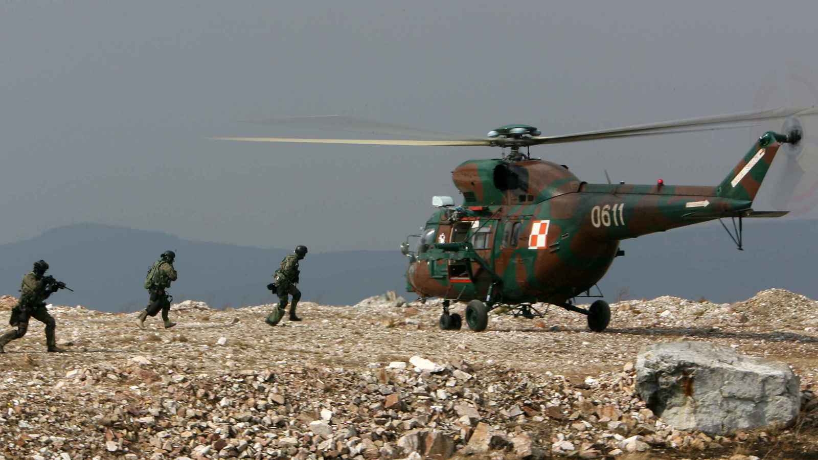 ميليشيات بولندية على الحدود.. تعبئة أوروبية غير مسبوقة ضد المهاجرين