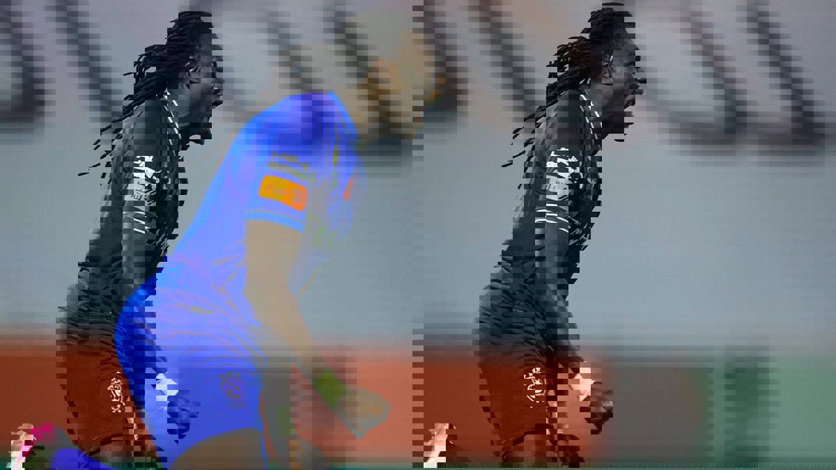 بافيتيمبي غوميز يحقق رقما قياسيا مع الهلال بعد هدفه في شباك الباطن