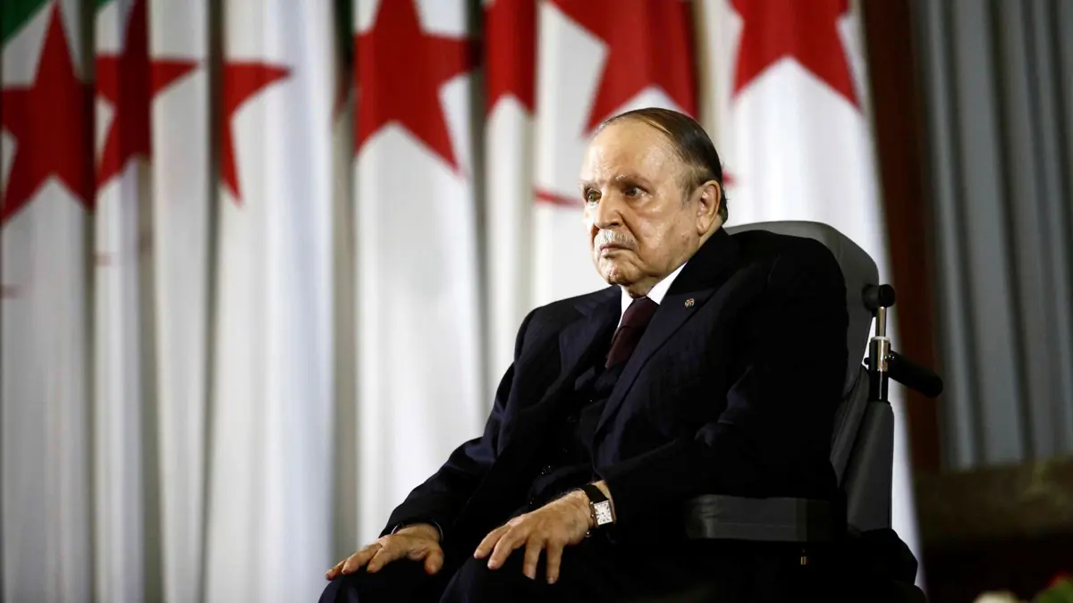 الجزائريون يترقبون ثالث رسائل رئيسهم المنتهية ولايته عبد العزيز بوتفليقة