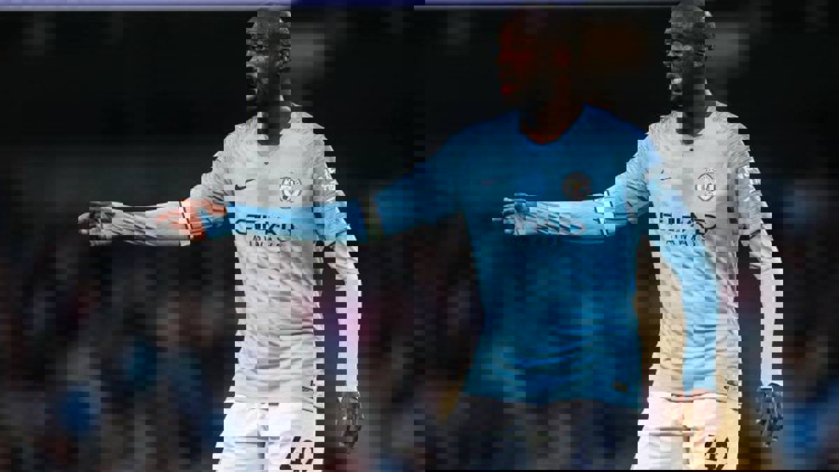 يايا توريه قريب من الانتقال لهذا النادي السعودي