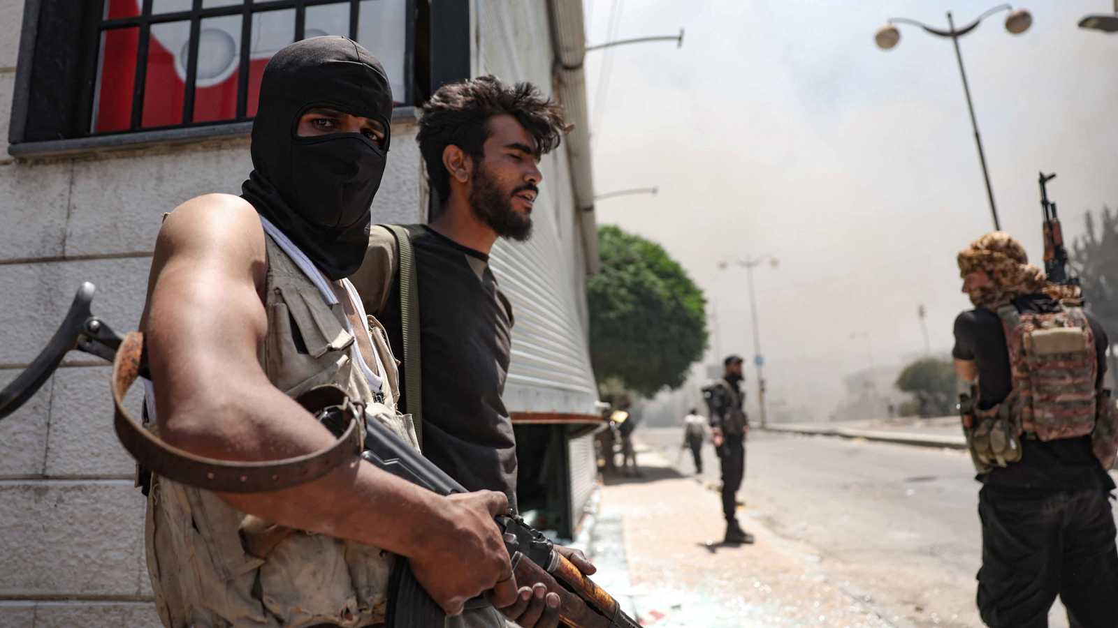 المرصد السوري: 9 إصابات في هجمات بمسيّرات شمال السويداء