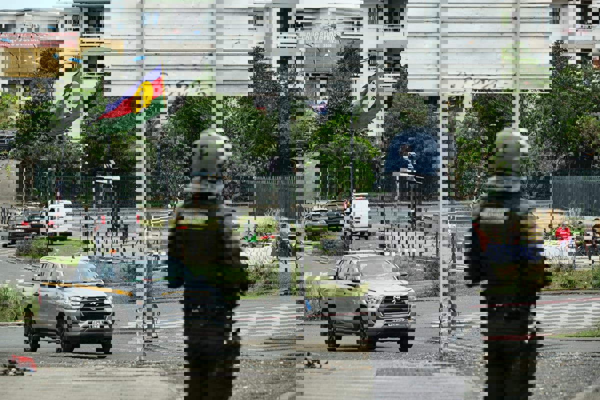 الانتخابات الأوروبية في كاليدونيا الجديدة.. توترات وإغلاق طرق