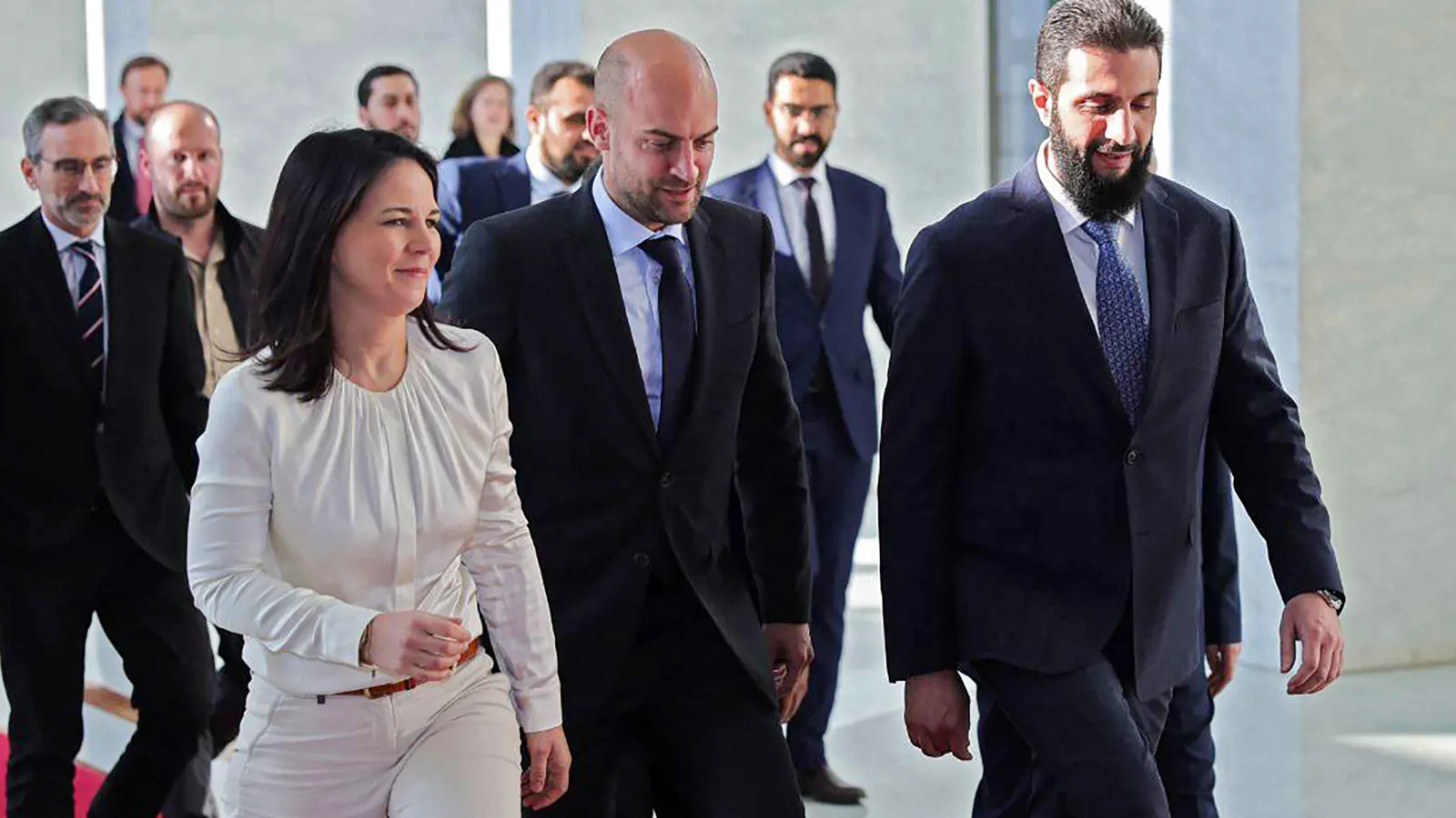 مصادر دبلوماسية: ألمانيا تبحث تخفيف العقوبات الأوروبية على سوريا