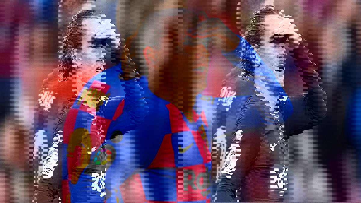 رغم اهتمام باريس سان جيرمان بضمه.. غريزمان يتمسك بالاستمرار مع برشلونة