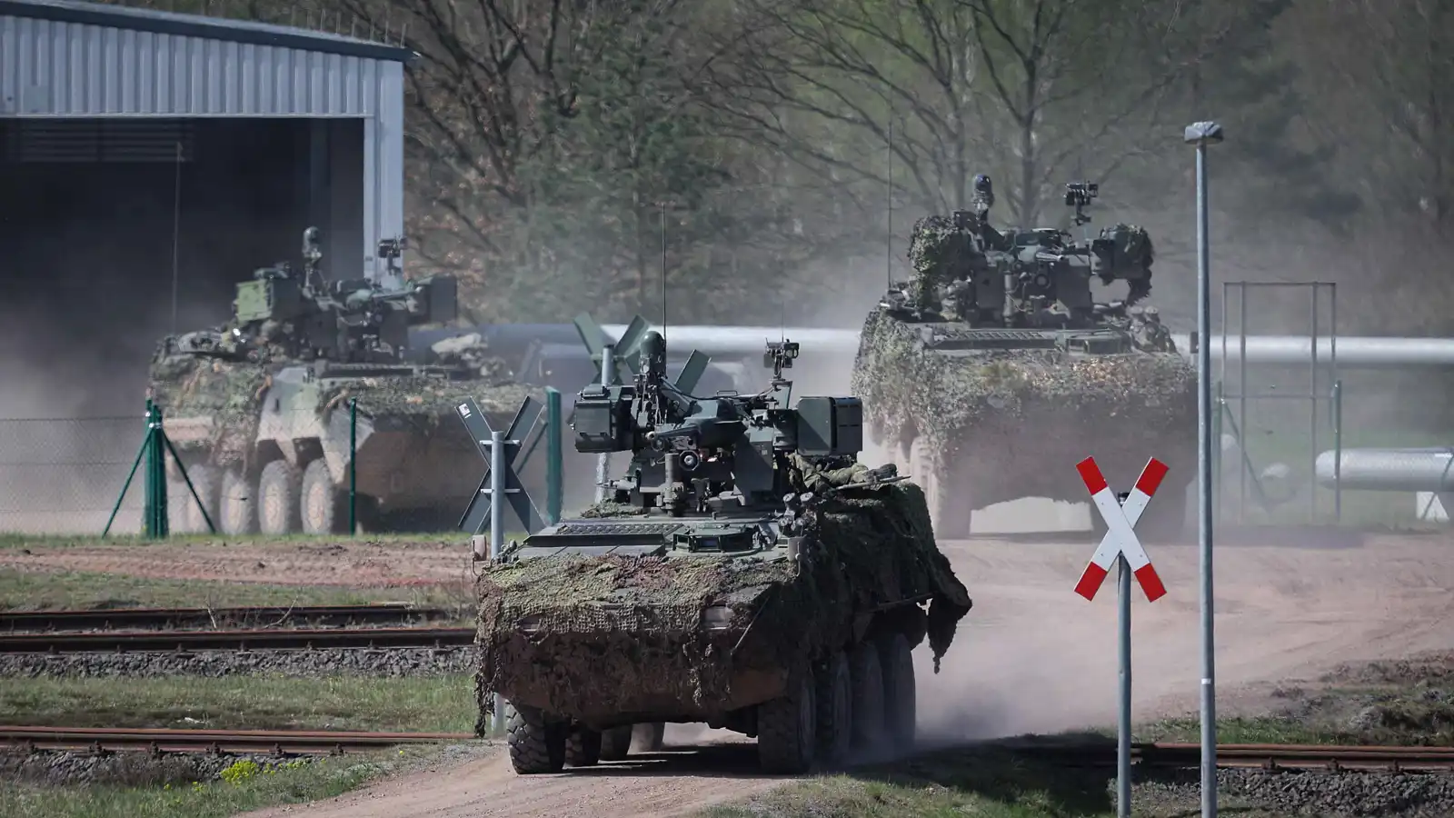 ألمانيا "القاعدة المركزية".. الناتو يحشد 800 ألف جندي لمواجهة روسيا