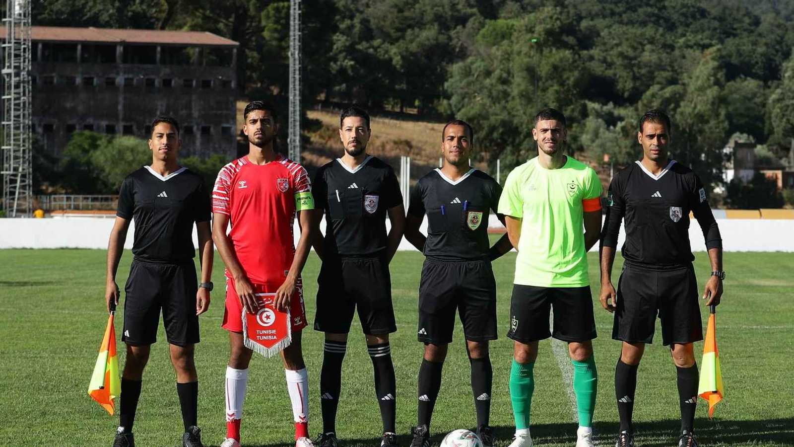 بعد لقاء الترجي والمصري.. الشرطة التونسية توقف مباراة الباجي ومولودية الجزائر