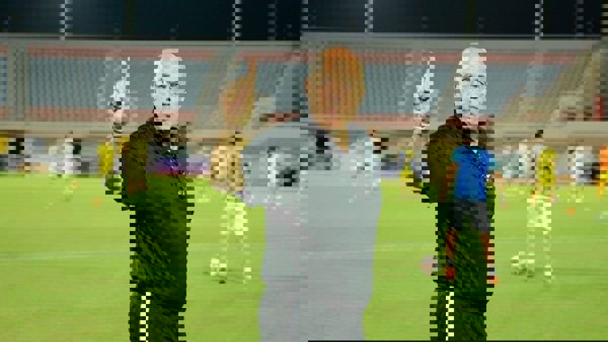 كريستيان غروس يوافق على تدريب النادي الأهلي السعودي ويصل جدة في هذا التوقيت