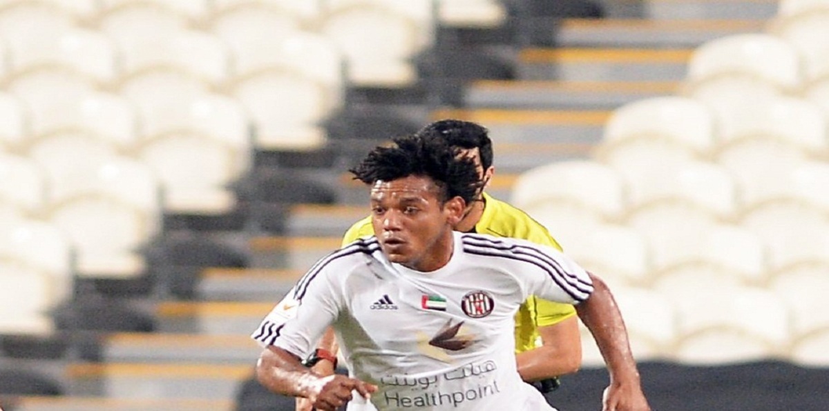 السلطات القطرية تحتجز رومارينهو لاعب الجزيرة الإماراتي