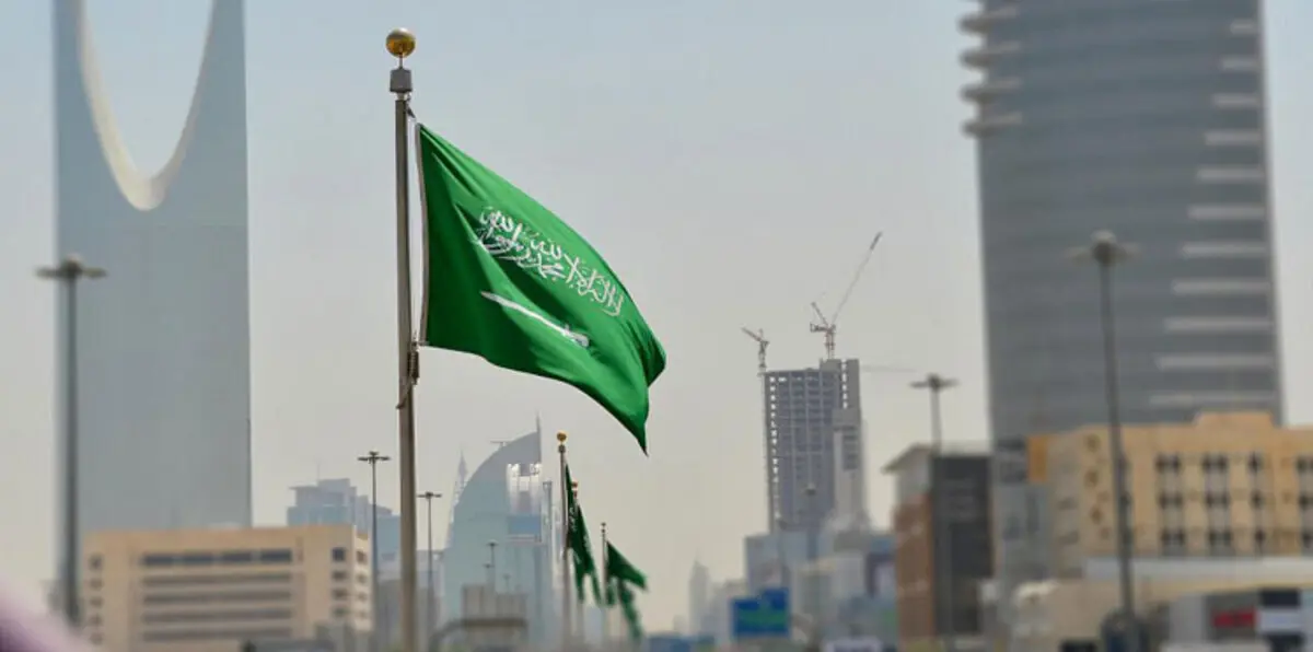 السعودية تسحب مليارات الدولارات من استثماراتها لمواجهة عجز الميزانية