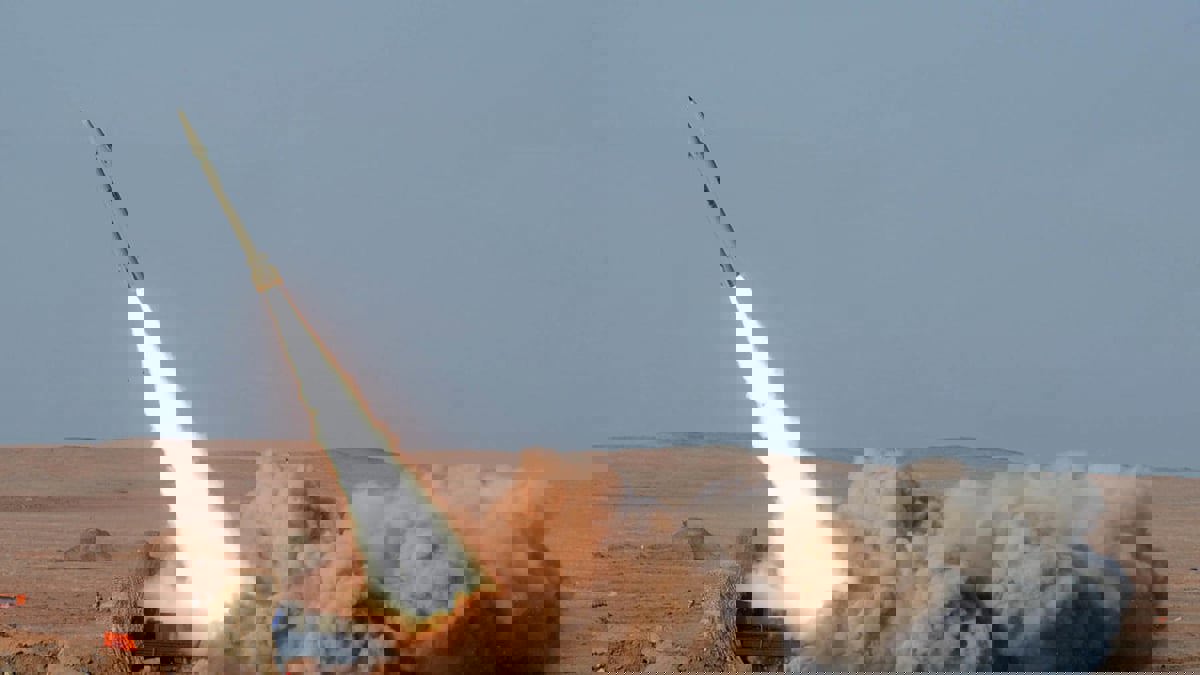 السعودية.. إصابة مقيمين اثنين بهجوم صاروخي حوثي على جازان (فيديو)