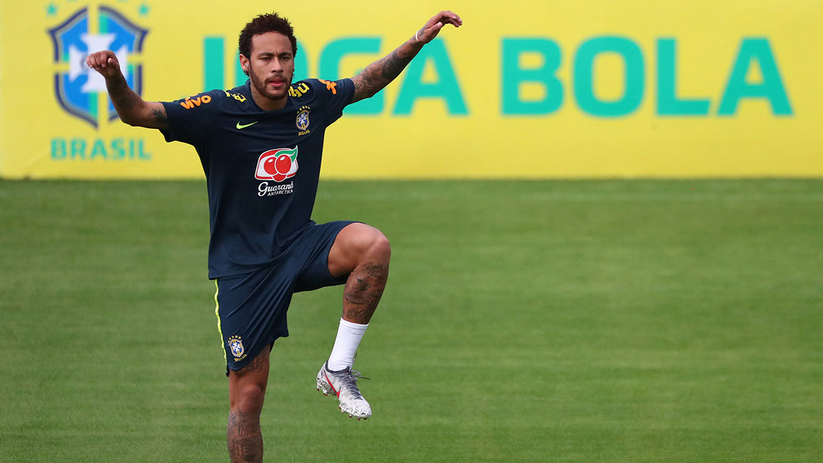 تقارير: نيمار يعود إلى نادي برشلونة في صفقة تبادلية مع باريس سان جيرمان