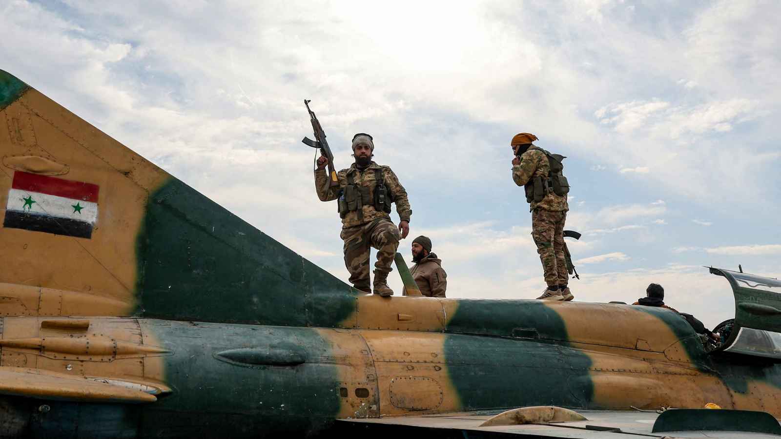 بعد تقدم الفصائل إلى حمص.. عراقجي يتحدث عن "مصير الأسد" (فيديو)