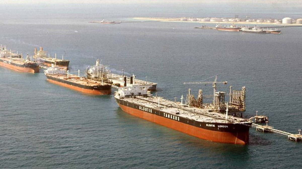 السعودية تعلن وقوع هجومين على ميناء رأس تنورة ومنطقة سكنية تابعة لأرامكو في الظهران