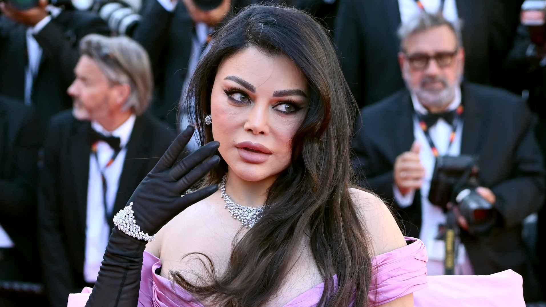 دعوى واتهامات بالتشهير.. نقابة الموسيقيين ترد على هيفاء وهبي