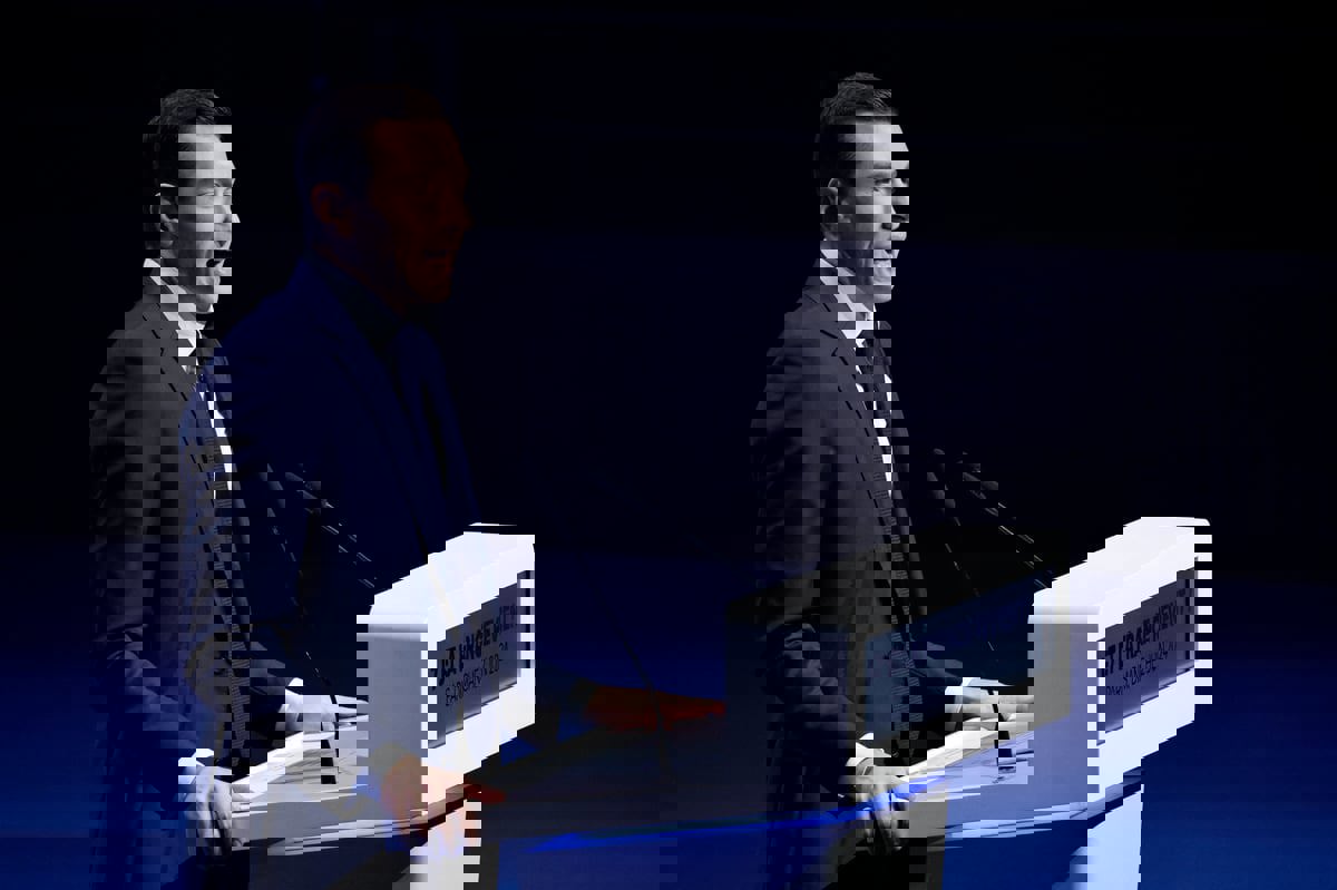 جوردان بارديلا.. "اللغز" الذي قد يصبح رئيسًا لوزراء فرنسا