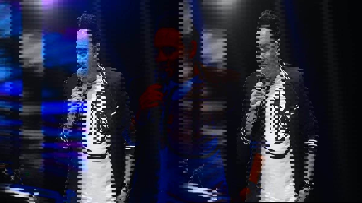 مصطفى قمر يتعرض لهجوم لاذع بسبب مشهد الصلاة على "تيك توك".. وهكذا برر