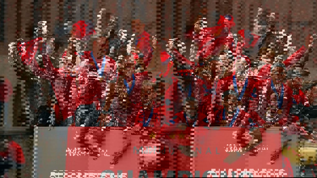 أزمة جديدة تواجه نادي ليفربول وجماهيره حال استئناف مباريات الدوري الإنجليزي