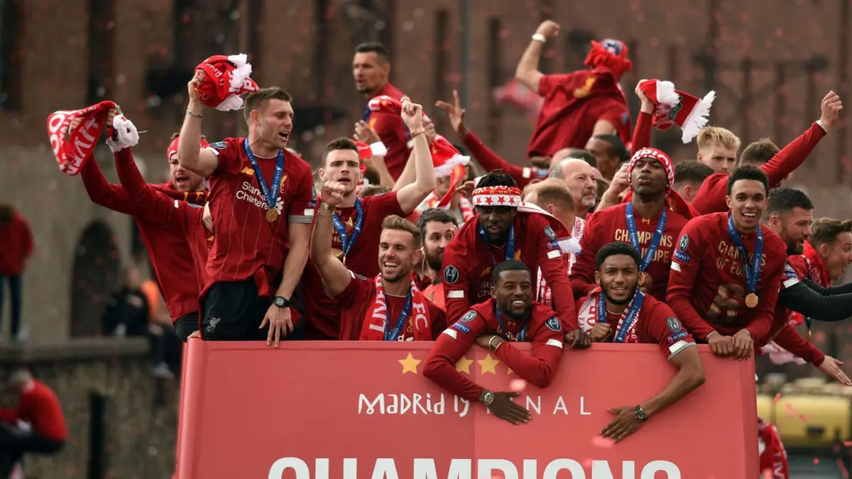 أزمة جديدة تواجه نادي ليفربول وجماهيره حال استئناف مباريات الدوري الإنجليزي