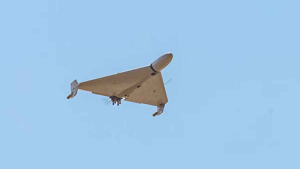 مسيّرات إيرانية تعبر أجواء العراق وسوريا نحو إسرائيل (فيديو)