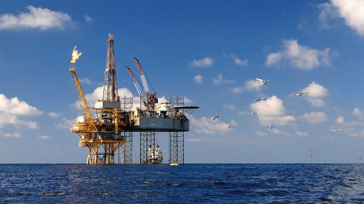 مصر.. توقيع 4 اتفاقيات تنقيب عن النفط والغاز