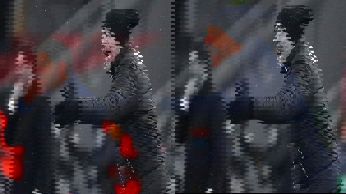 سباليتي يرفض مصافحة روي فيتوريا بعد مباراة نابولي وسبارتاك موسكو (فيديو)