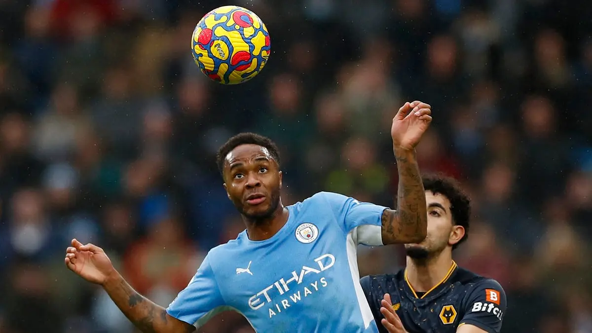 ديلي ميل: مانشستر سيتي واثق من تجديد عقد رحيم سترلينغ