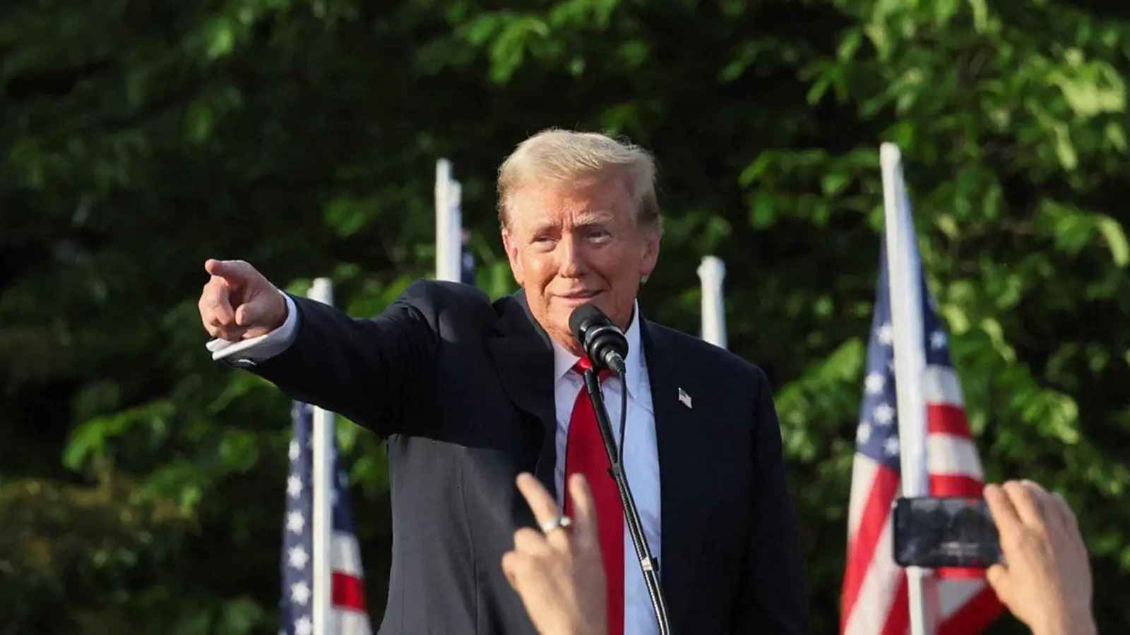 ملفات ترامب تضع القضاء الأمريكي على "المحك"