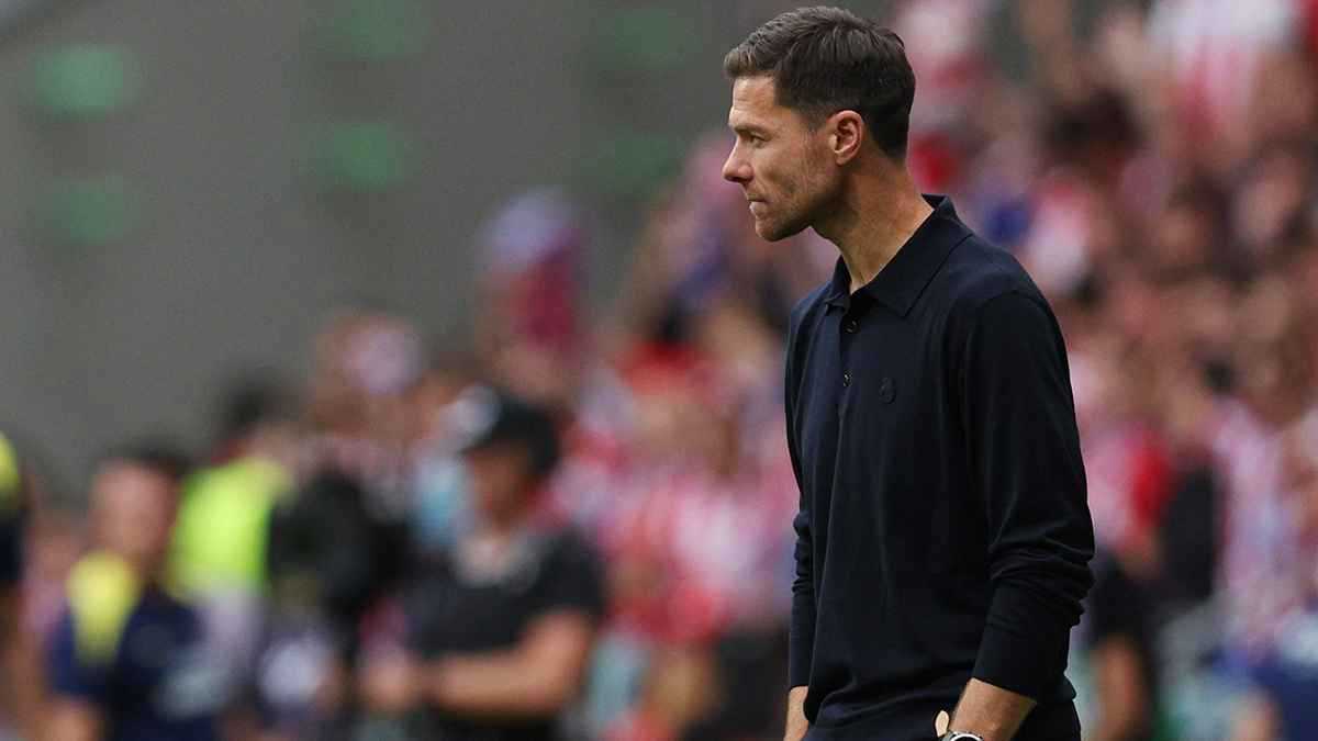 استخدم "الأسطوانة نفسها".. هل يكرر تشابي مأساة تشافي مع برشلونة؟