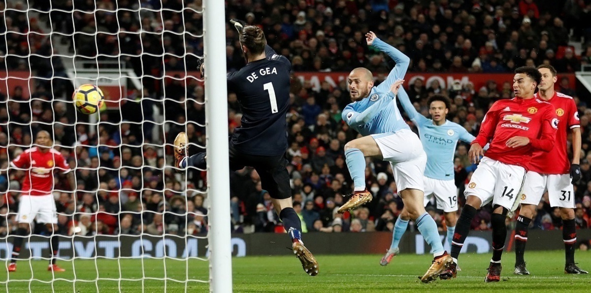 مباراة مانشستر يونايتد ومانشستر سيتي.. سيلفا يلدغ دي خيا وراشفود يقتنص التعادل (فيديو)