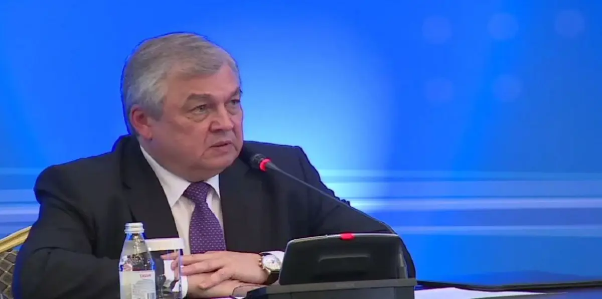 عقب قمته مع ترامب.. بوتين يُوفد مبعوثه بشأن سوريا إلى طهران