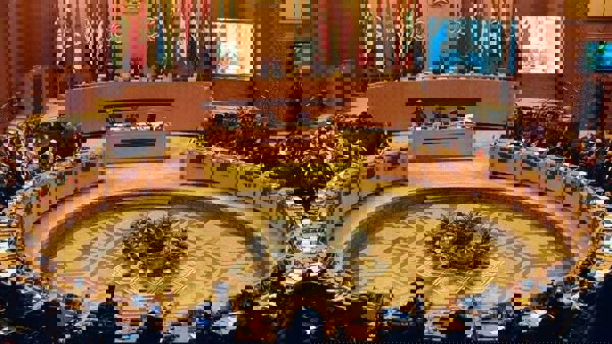 البرلمان العربي يدين هجمات ميليشيات الحوثيين على المدنيين في السعودية