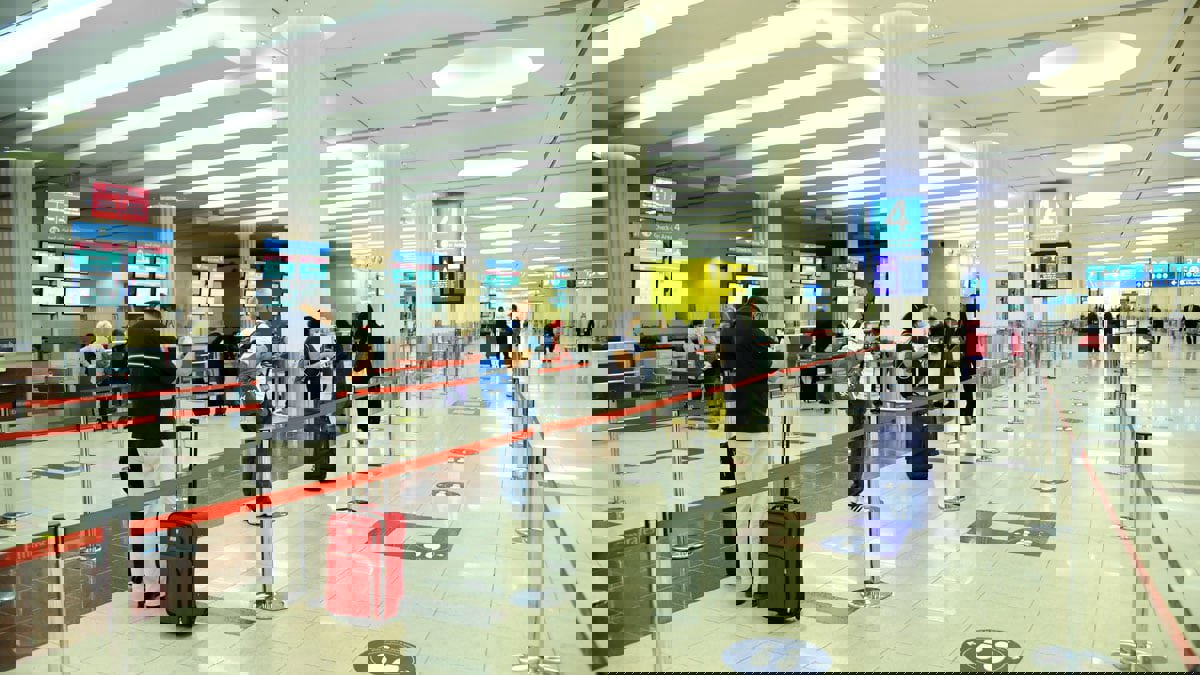 الإمارات تسمح للمقيمين بالعودة دون الحاجة لترخيص مسبق