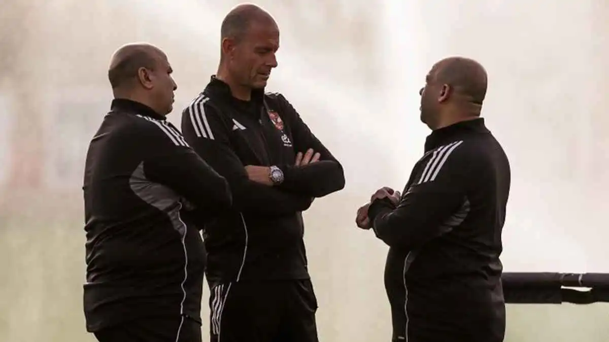 أول رد فعل من توروب بعد تصاعد أنباء إقالته من تدريب الأهلي