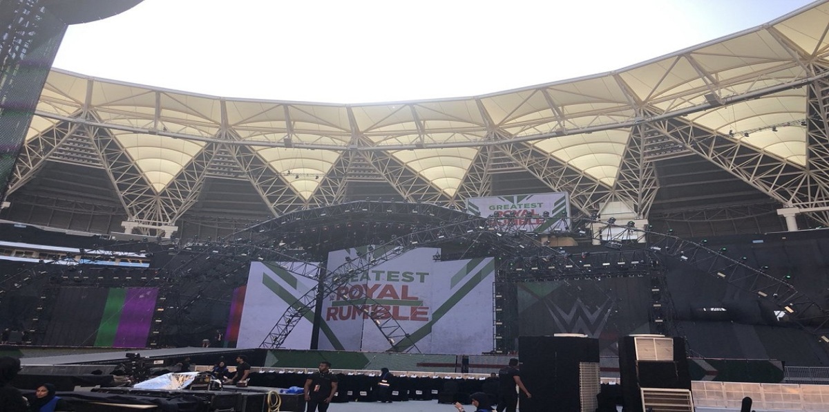 WWE.. أعظم رويال رامبل.. بروك ليسنر وأورتن وسيزارو يستمتعون في الجوهرة‎ (فيديو)