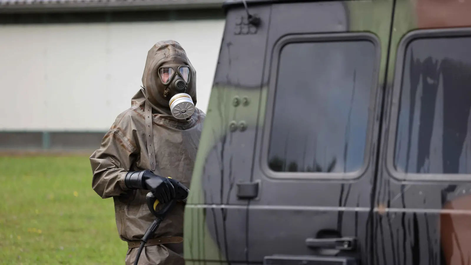 الاستخبارات الأمريكية تستجوب خبراء الأسلحة الكيماوية في سوريا