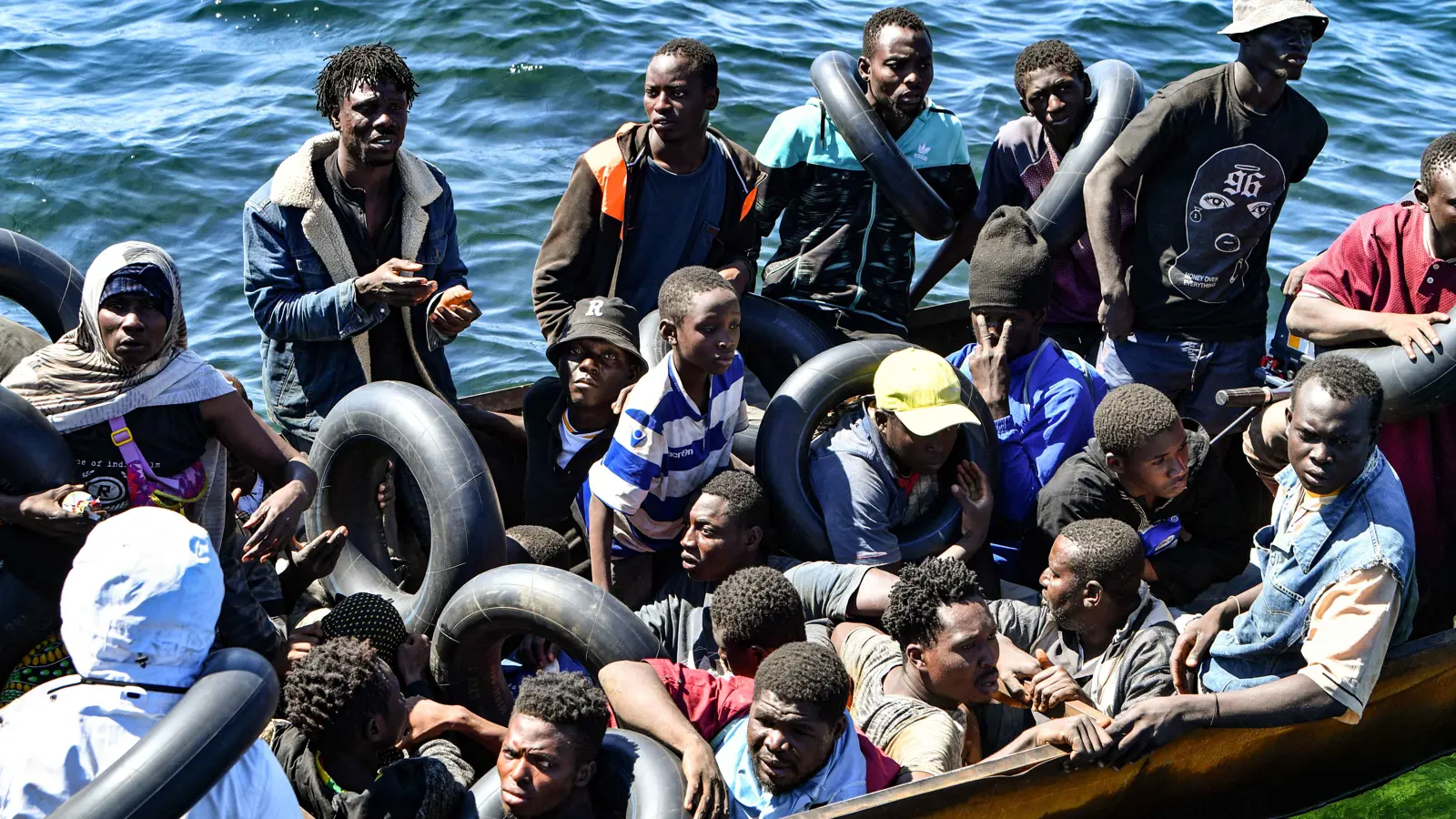 فيضانات وجفاف.. تغيرات المناخ تشرد الأفارقة وتفاقم الأزمات الإنسانية