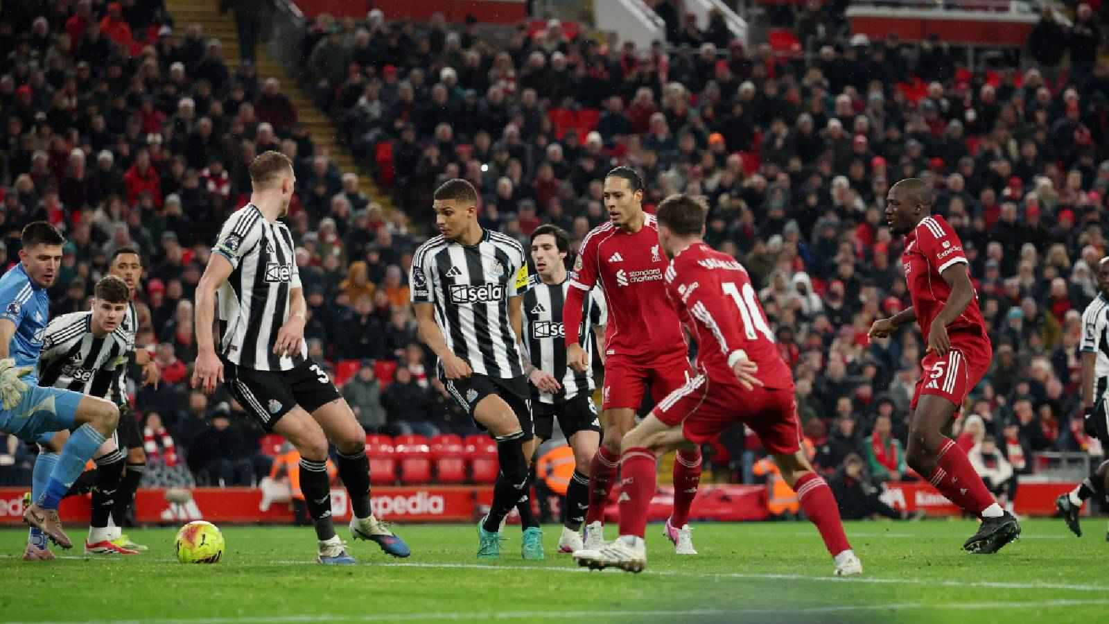 ترتيب الدوري الإنجليزي بعد فوز ليفربول على نيوكاسل 