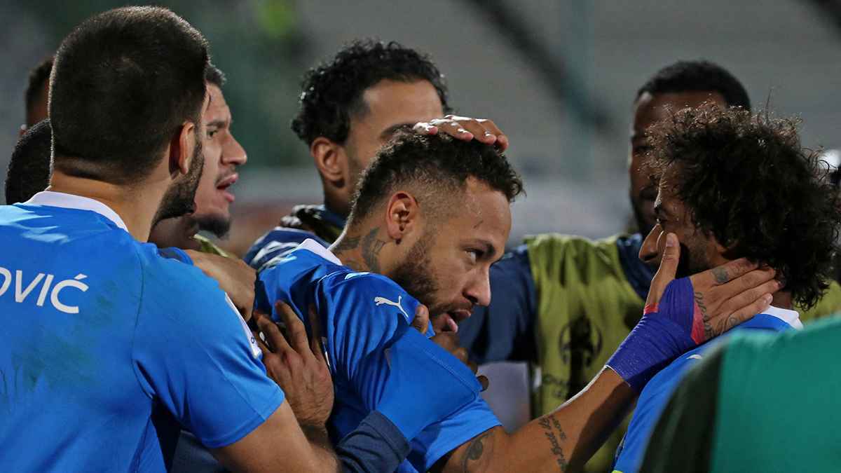 تقدم كبير يحمل أخبارًا سارة.. نيمار يظهر مع الهلال في الكلاسيكو