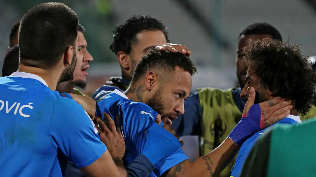 تقدم كبير يحمل أخبارًا سارة.. نيمار يظهر مع الهلال في الكلاسيكو