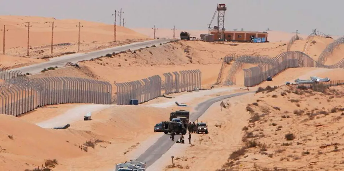 إسرائيل تخطط لبناء جدار عازل تحت الأرض على الحدود مع سيناء‎