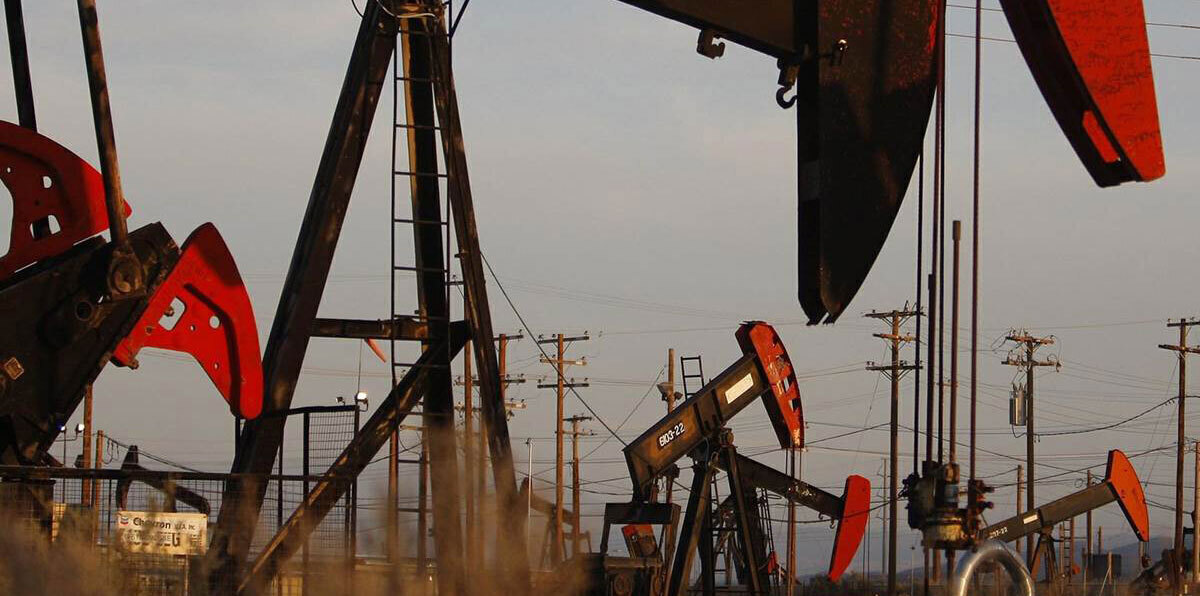 "أرامكو"و"سابك" تطرحان مناقصات لمشروع تحويل النفط إلى كيماويات في السعودية