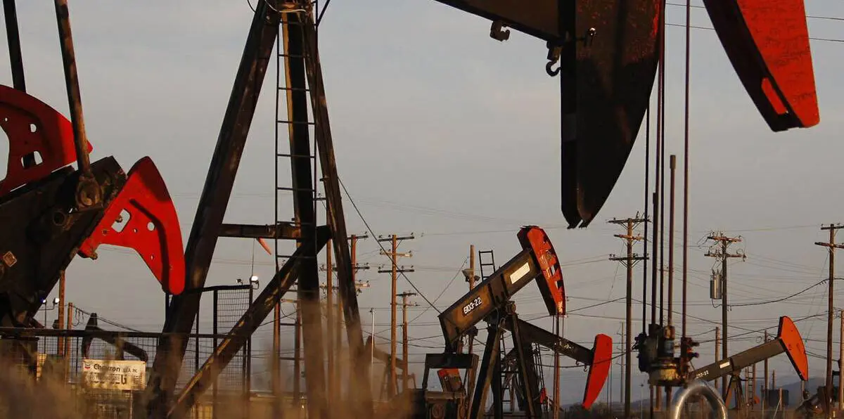 "أرامكو"و"سابك" تطرحان مناقصات لمشروع تحويل النفط إلى كيماويات في السعودية