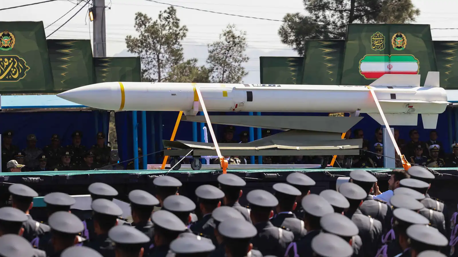 الجيش الإسرائيلي: دمرنا معظم دفاعات إيران و60% من منصات الصواريخ