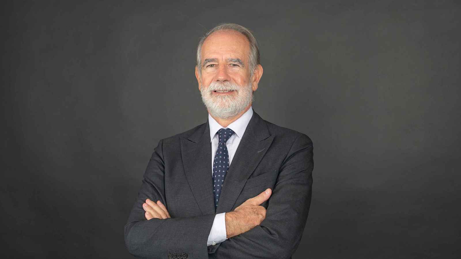 "غفوة قصيرة" تتسبب بخسارة سفير إسباني لمنصبه (فيديو)