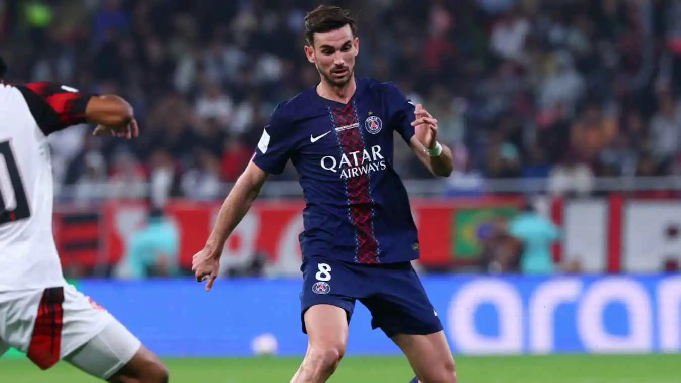 باريس سان جيرمان يهزم فلامنغو ويتوج بكأس الإنتركونتيننتال (فيديو)